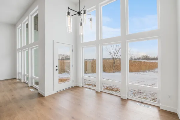 $749,900 | 308 Kerrigan Drive, Wrightstown, WI 54180