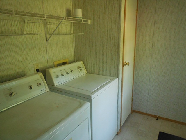 3102 Dian Road Tallahassee, FL 32304 - Photo 5 of 23 Gallery Image 5