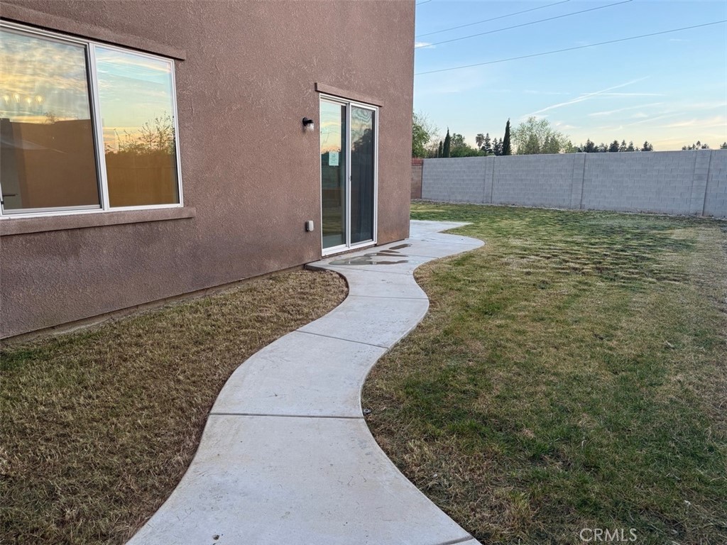 2415 Explorador Drive Merced, CA 95340 - Photo 9 of 28 a view of a balcony