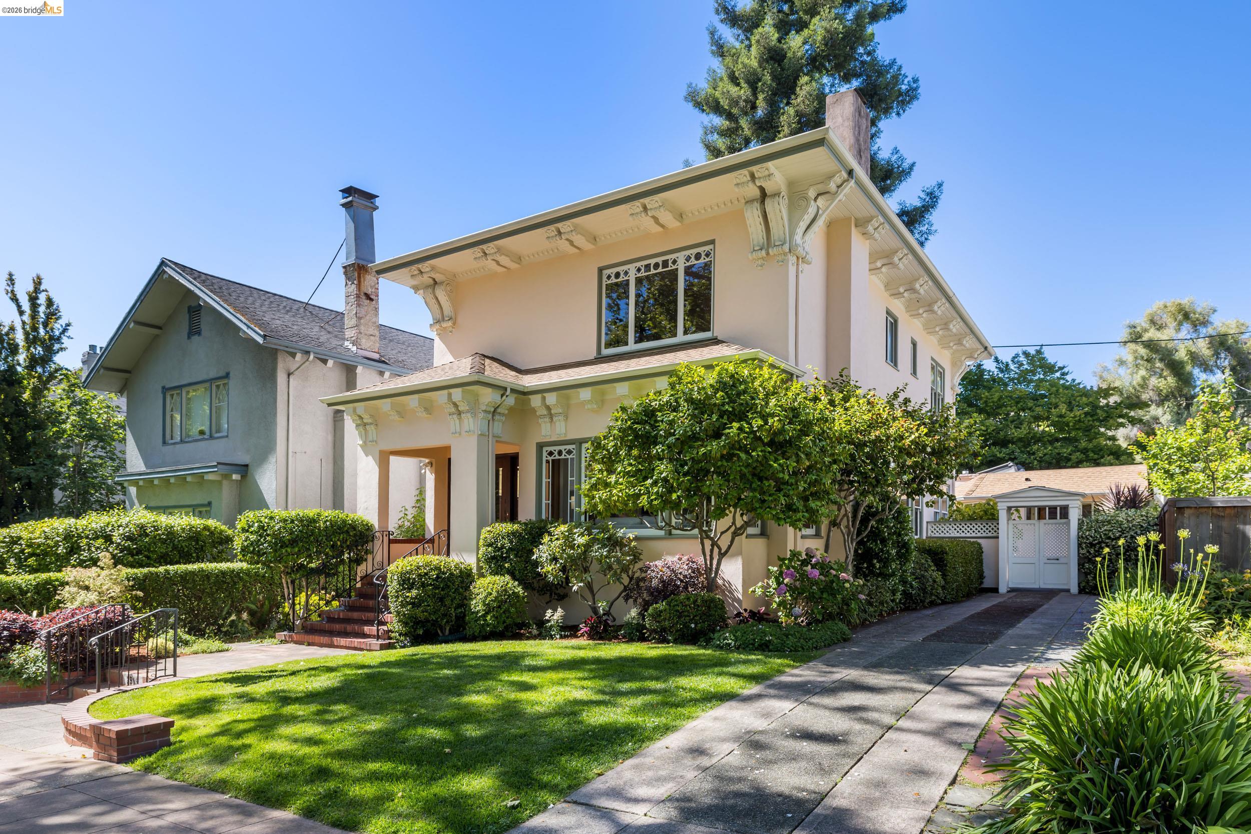 2909 Forest Avenue Berkeley, CA 94705 - Photo 3 of 65