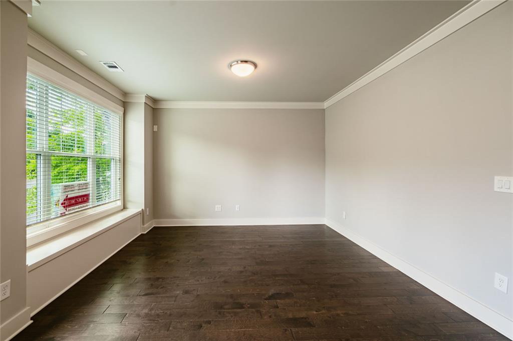 3176 Kincaid Drive Decatur, GA 30033 - Photo 4 of 43