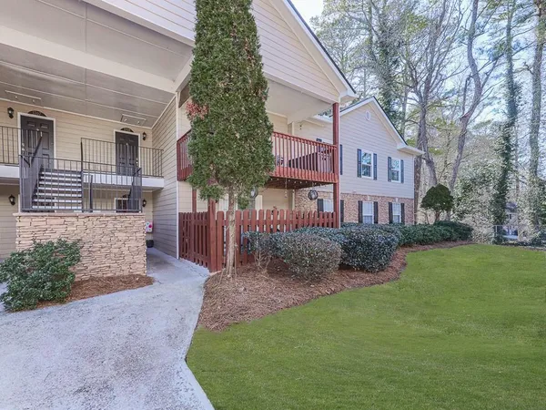 $300,000 | 1708 Brighton Point, Atlanta, GA 30328