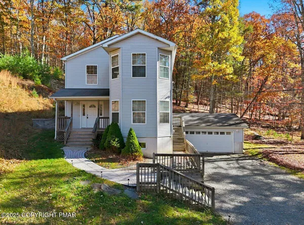 $299,000 | 133 Alford Court, Bushkill, PA 18324