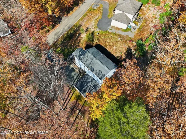 $299,000 | 133 Alford Court, Bushkill, PA 18324