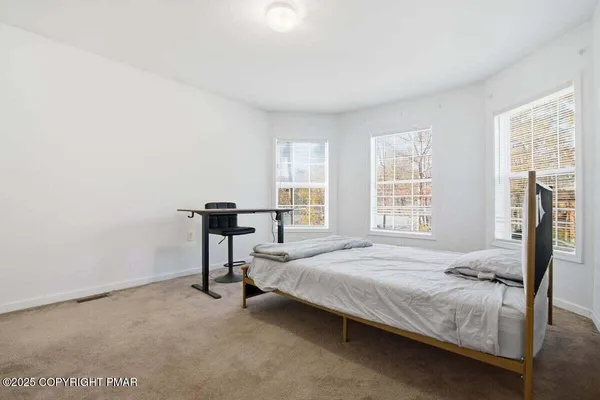 $299,000 | 133 Alford Court, Bushkill, PA 18324