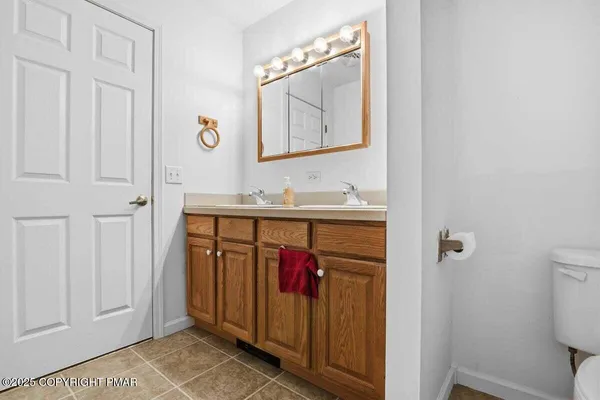 $299,000 | 133 Alford Court, Bushkill, PA 18324