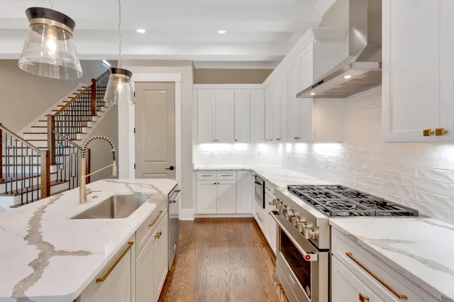 $989,000 | 870 Cranes Cp Trail, Chattanooga, TN 37405