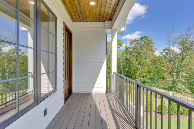 $989,000 | 870 Cranes Cp Trail, Chattanooga, TN 37405