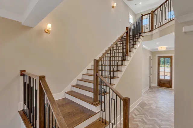 $989,000 | 870 Cranes Cp Trail, Chattanooga, TN 37405