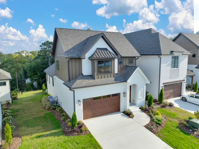 $989,000 | 870 Cranes Cp Trail, Chattanooga, TN 37405