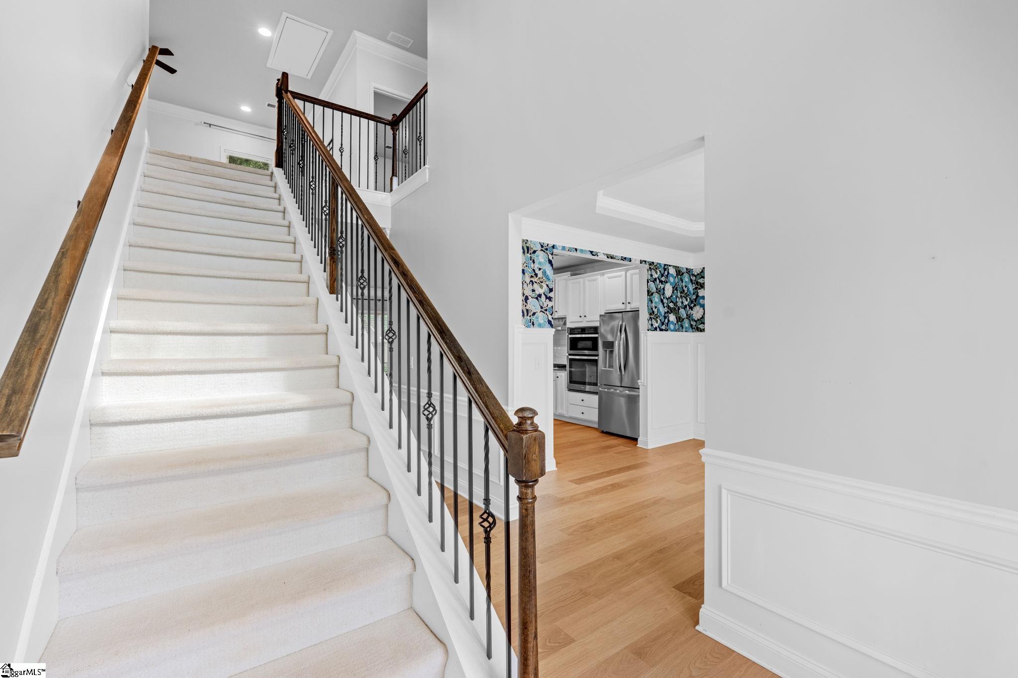 265 Delbourne Lane Greer, SC 29651 - Photo 7 of 47