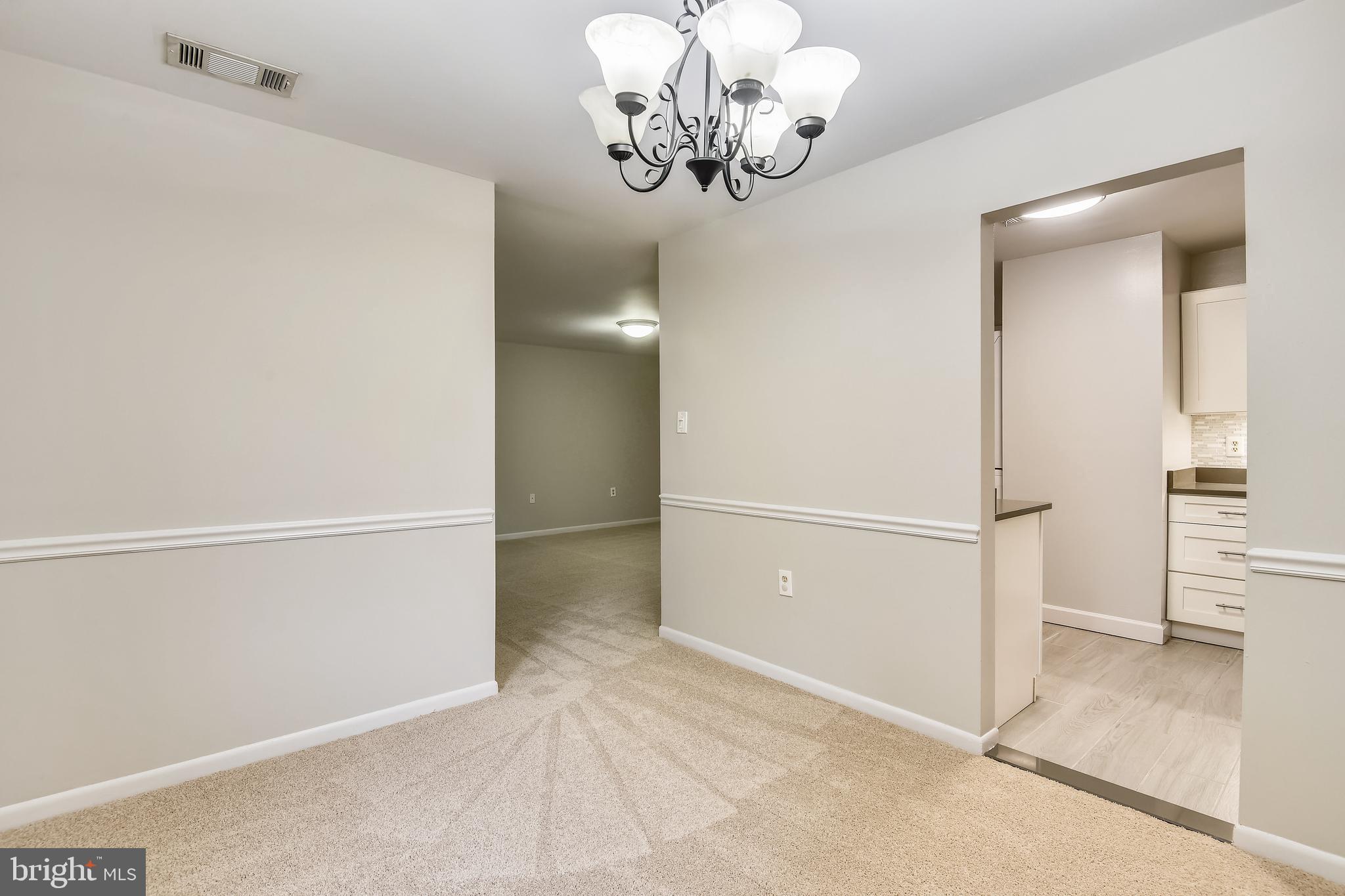 1435 Northgate Square, Unit 22B Reston, VA 20190 - Photo 14 of 49 Dining Room