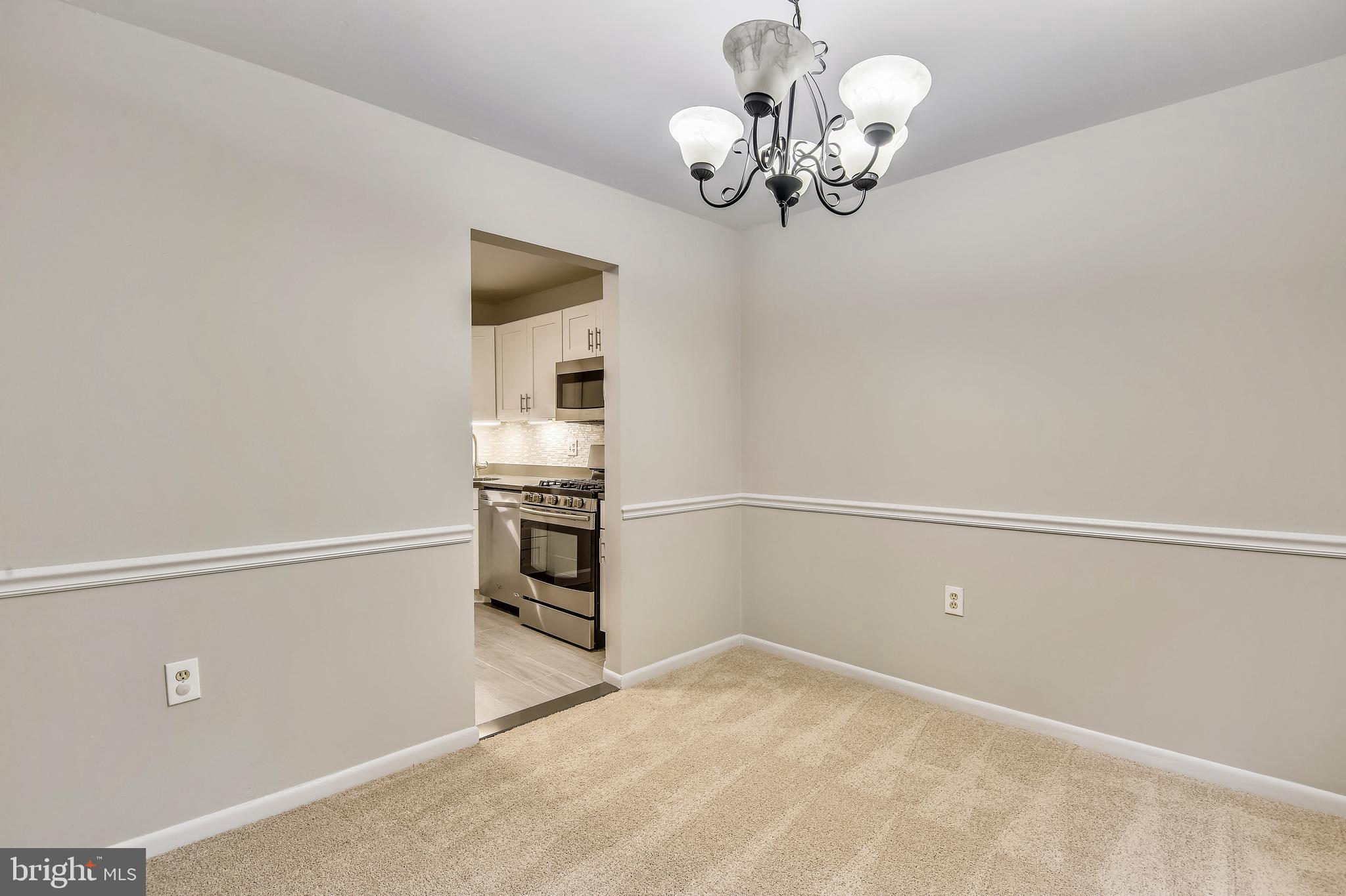 1435 Northgate Square, Unit 22B Reston, VA 20190 - Photo 15 of 49 Dining Room