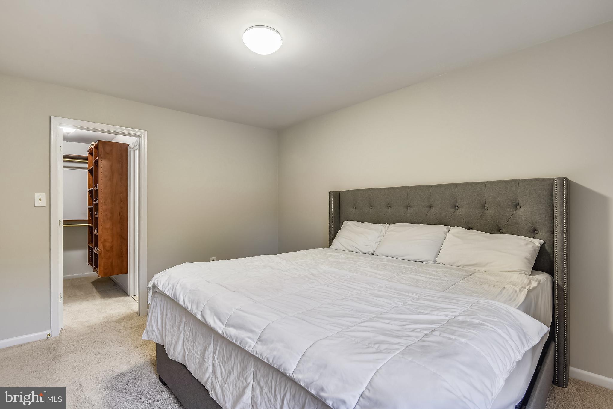 1435 Northgate Square, Unit 22B Reston, VA 20190 - Photo 19 of 49 Master Bedroom