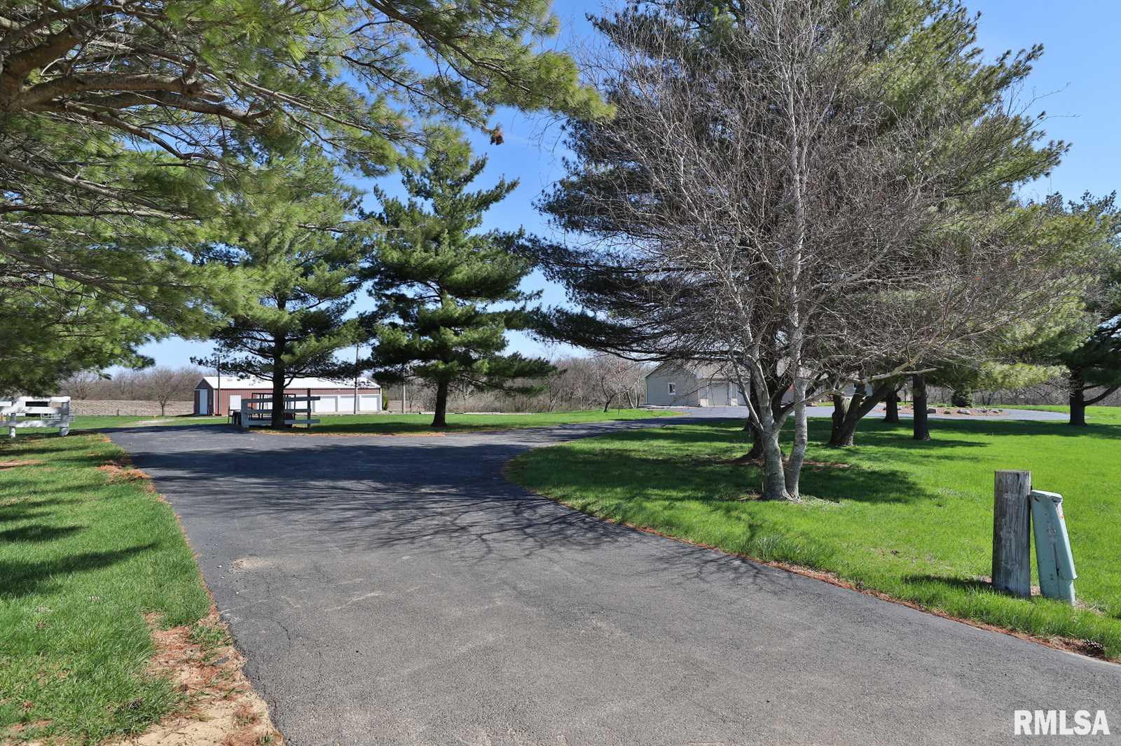 26726 Schuck Road Washington, IL 61571 - Photo 7 of 50 Gallery Image 7