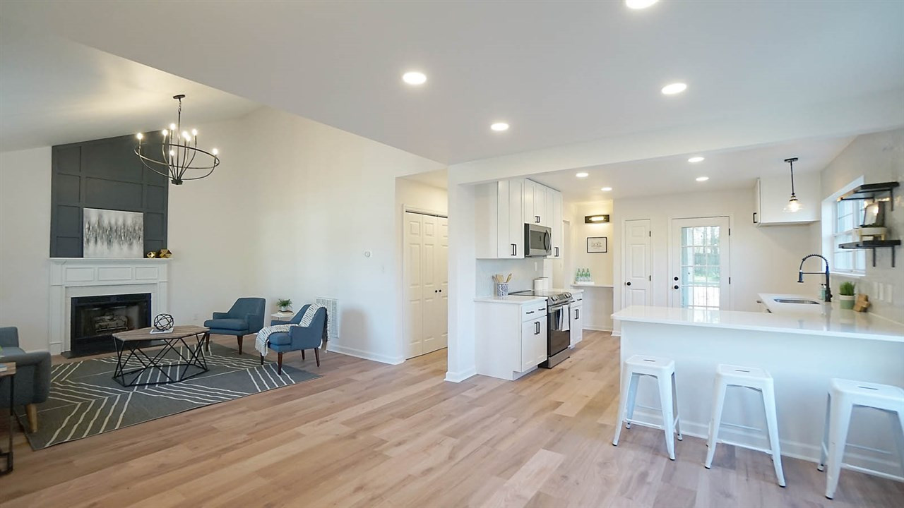 1056 Mills Street Raleigh, NC 27608 - Photo 3 of 23 Front Entry