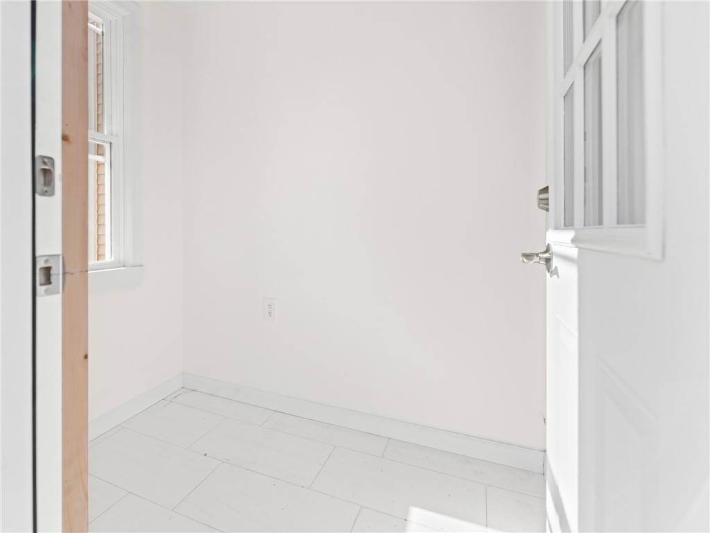 208 Dulude Avenue Woonsocket, RI 02895 - Photo 21 of 22