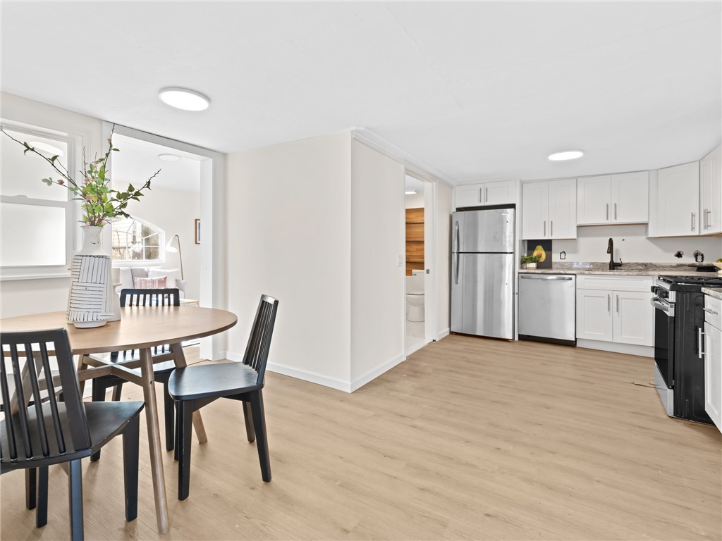 208 Dulude Avenue Woonsocket, RI 02895 - Photo 4 of 22