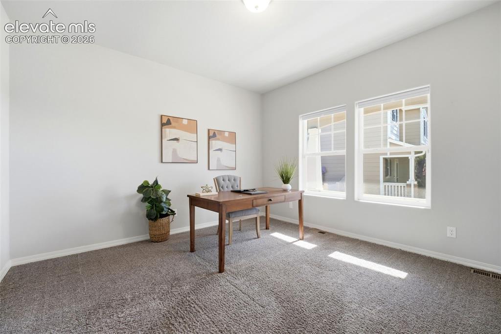 6802 Loftwood Road Colorado Springs, CO 80908 - Photo 3 of 48