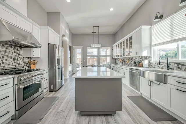 $655,000 | 3297 Fairmont Avenue, Clovis, CA 93619