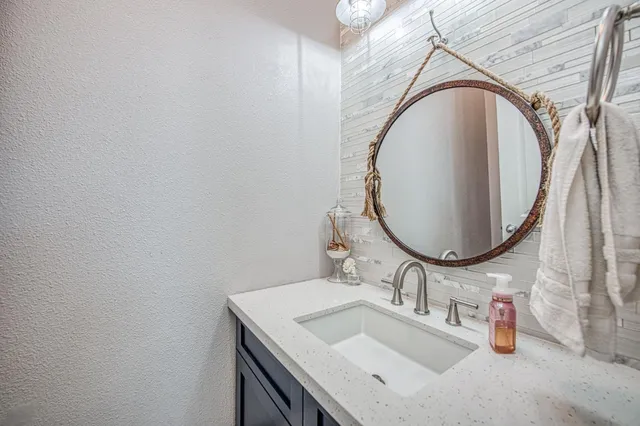 $655,000 | 3297 Fairmont Avenue, Clovis, CA 93619