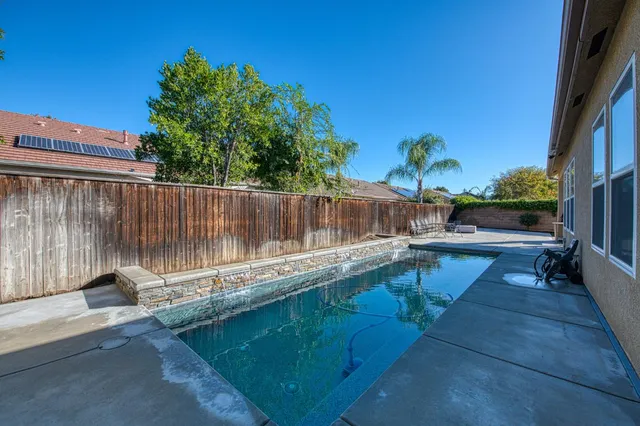 $655,000 | 3297 Fairmont Avenue, Clovis, CA 93619