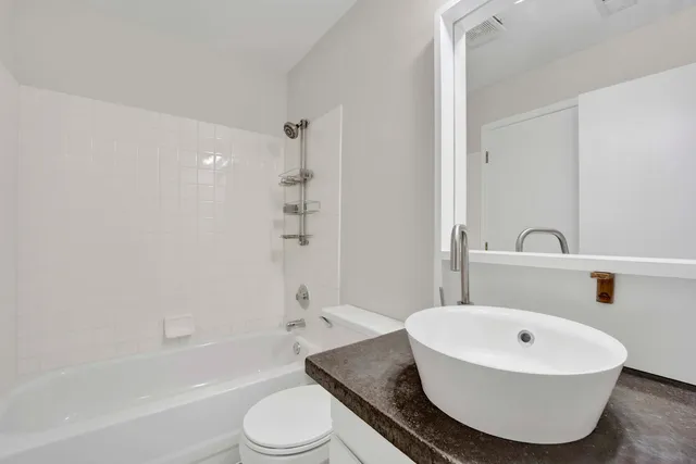 $275,000 | 97 Midhurst Court, Unit 202D, Naperville, IL 60565