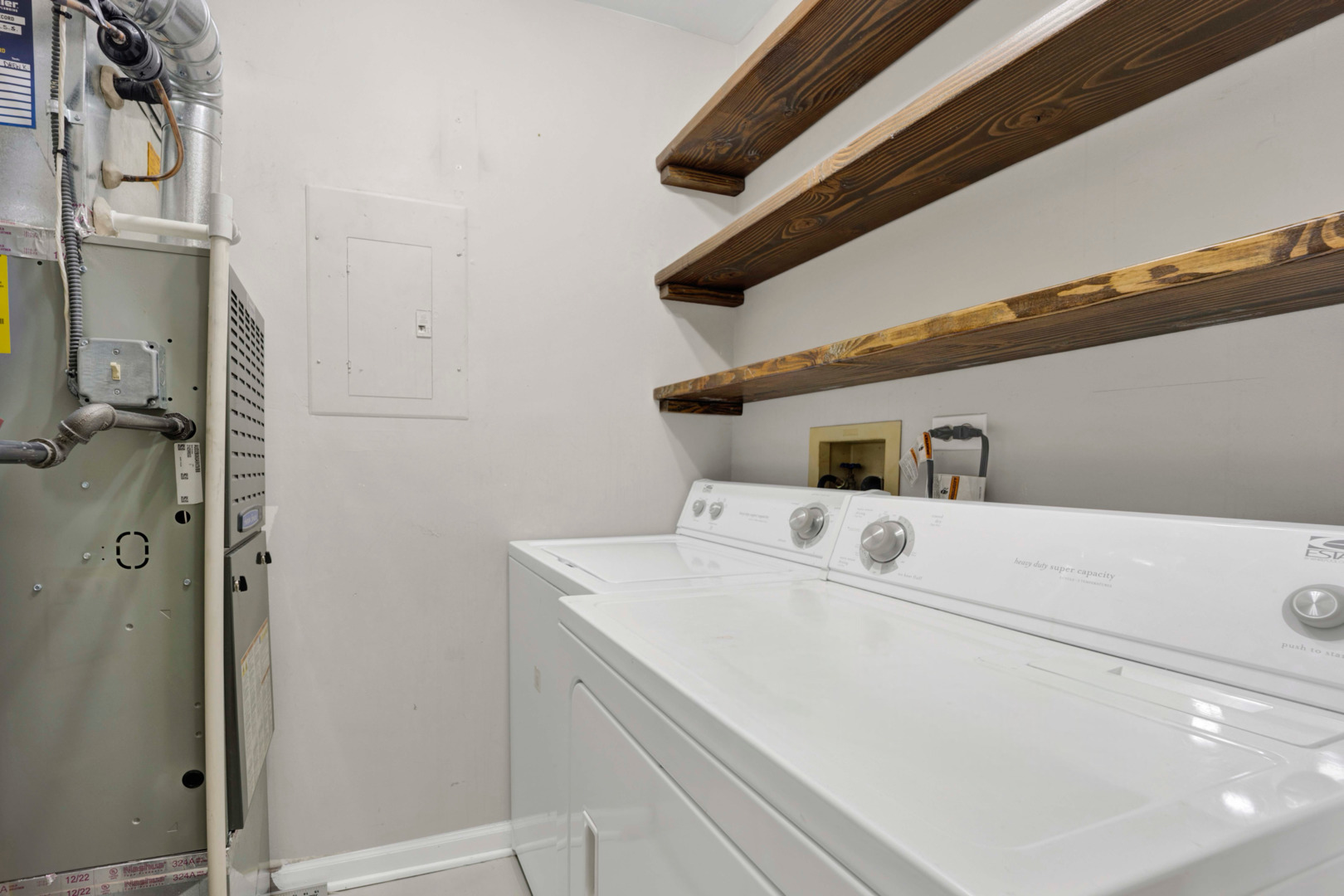 97 Midhurst Court, Unit 202D Naperville, IL 60565 - Photo 18 of 25