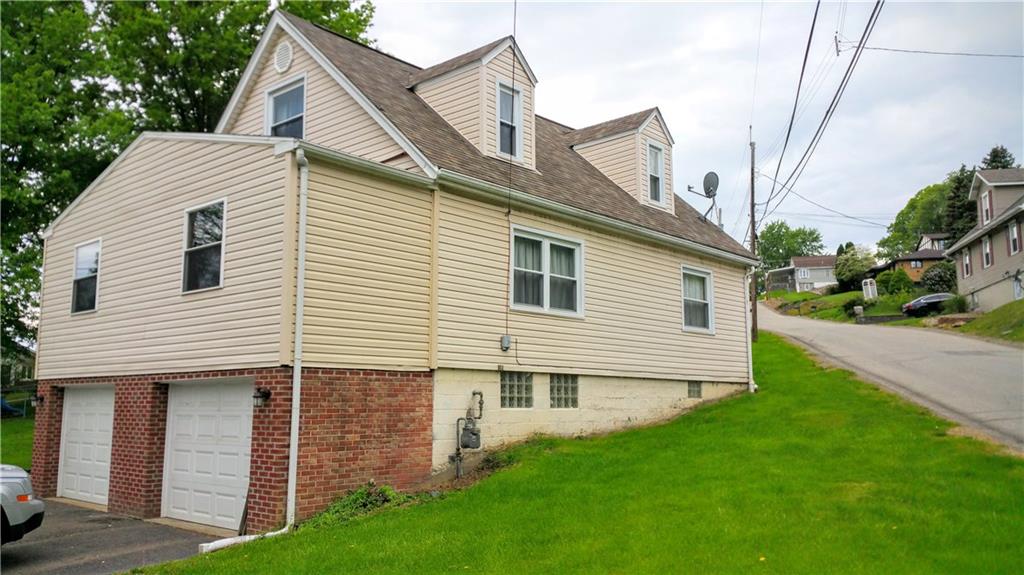 177 Highway 68 Rochester, PA 15074 - Photo 3 of 25 Side view.