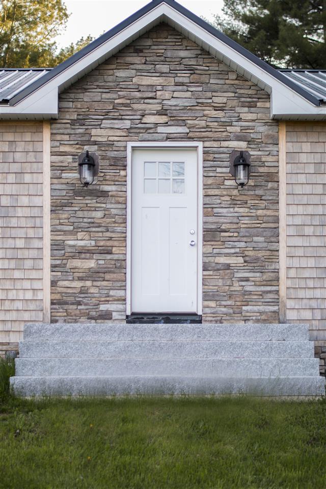 72 Crane Road Whitefield, NH 03598 - Photo 4 of 34