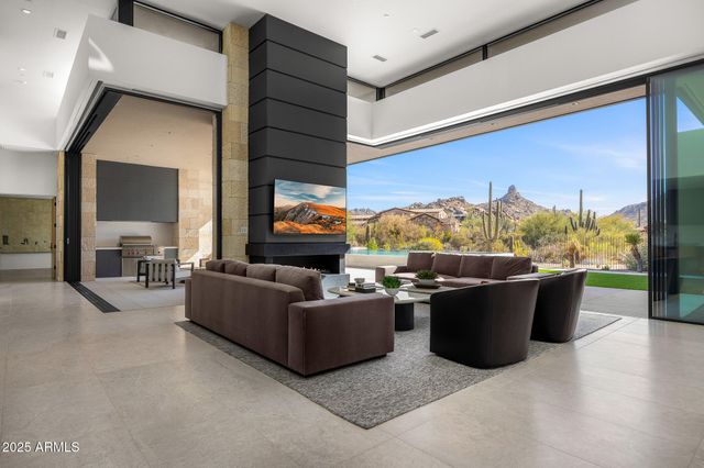 $6,900,000 | 28110 North 96th Place, Scottsdale, AZ 85262