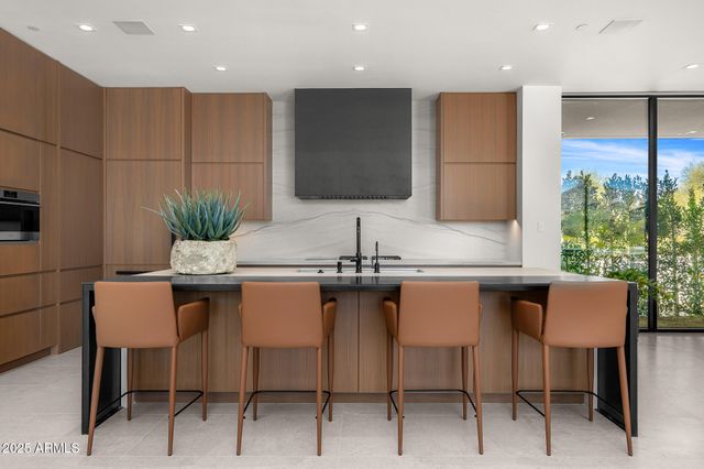 $6,900,000 | 28110 North 96th Place, Scottsdale, AZ 85262