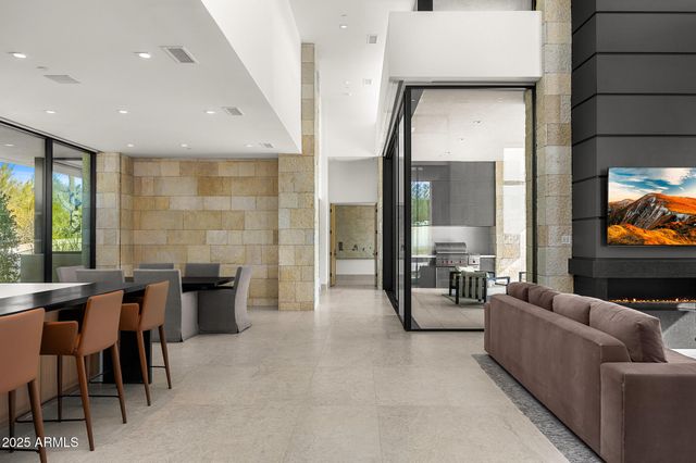 $6,900,000 | 28110 North 96th Place, Scottsdale, AZ 85262