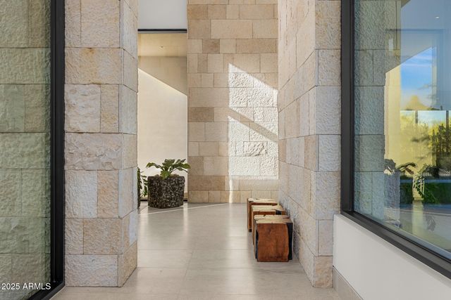 $6,900,000 | 28110 North 96th Place, Scottsdale, AZ 85262