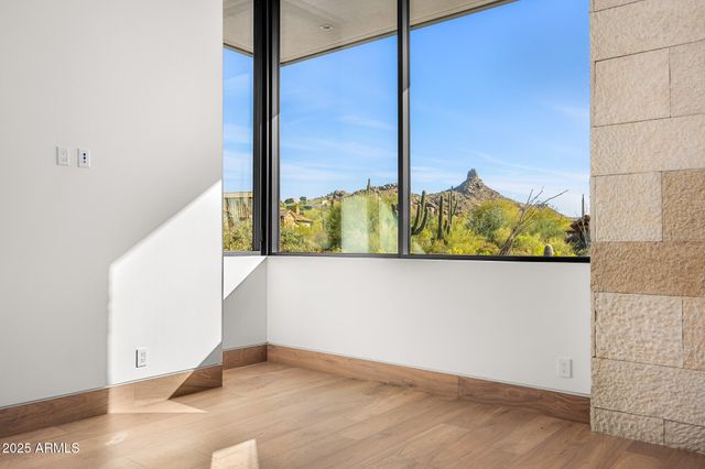 $6,900,000 | 28110 North 96th Place, Scottsdale, AZ 85262