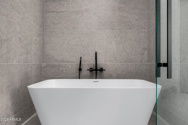 $6,900,000 | 28110 North 96th Place, Scottsdale, AZ 85262