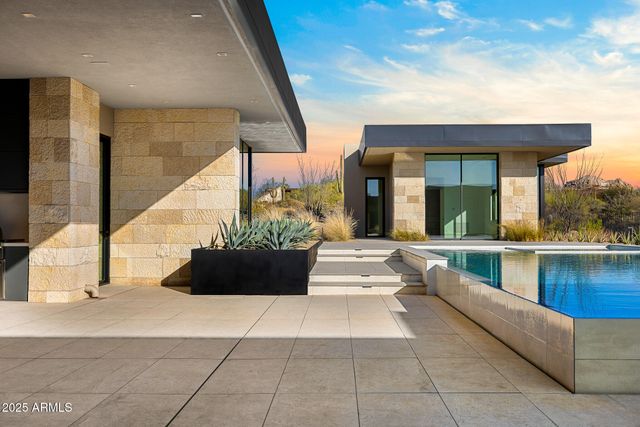 $6,900,000 | 28110 North 96th Place, Scottsdale, AZ 85262