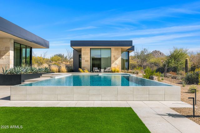 $6,900,000 | 28110 North 96th Place, Scottsdale, AZ 85262