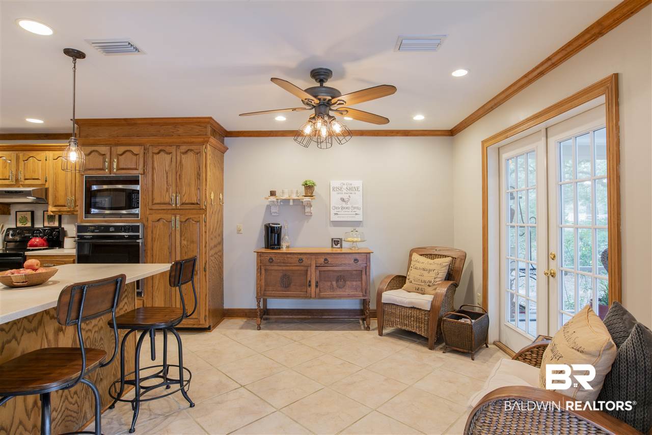 17401 Bee Gum Road Bay Minette, AL 36507 - Photo 15 of 46 Sitting Area