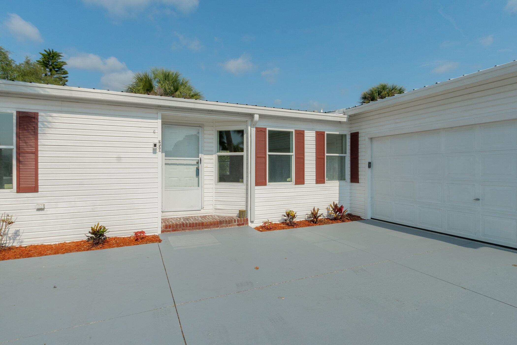 250 Timber Run Way, Unit 247 Cocoa, FL 32926 - Photo 2 of 62 250-Timber-Run-100.jpg-SMALL