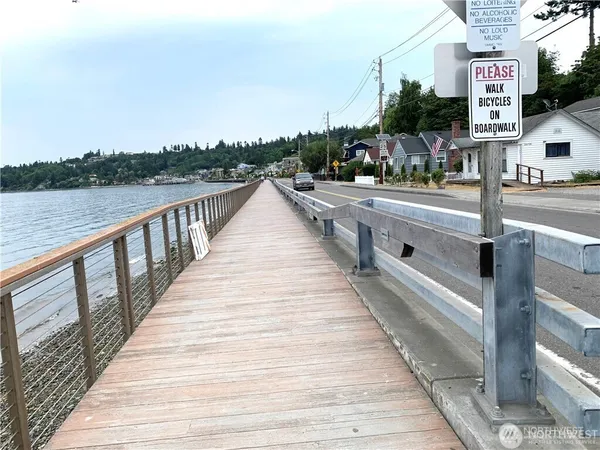 $224,950 | 29020 1st Avenue South, Unit 17, Des Moines, WA 98198