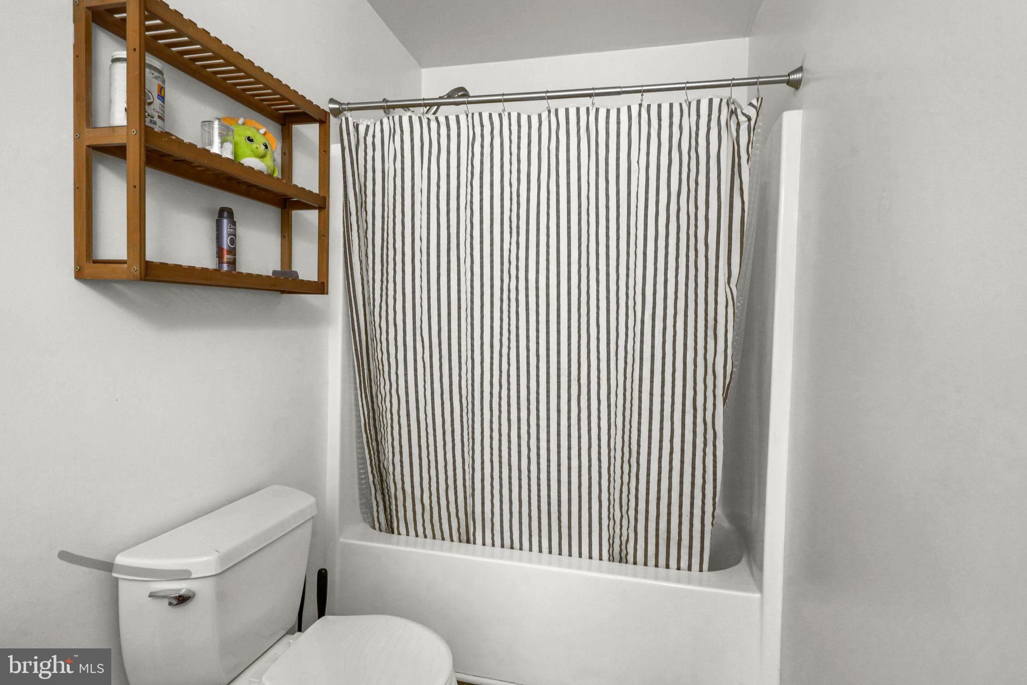 5630 Calvin Court St. Leonard, MD 20685 - Photo 26 of 41 BATHROOM