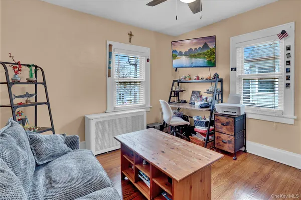 $799,000 | 2889 Arnold Avenue, Oceanside, NY 11572