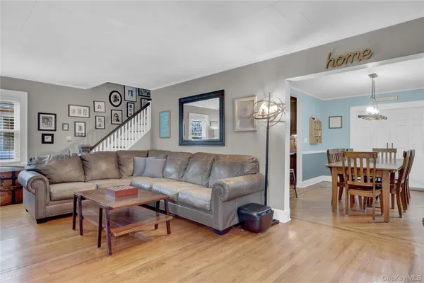 $799,000 | 2889 Arnold Avenue, Oceanside, NY 11572