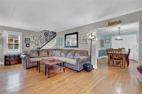 $799,000 | 2889 Arnold Avenue, Oceanside, NY 11572