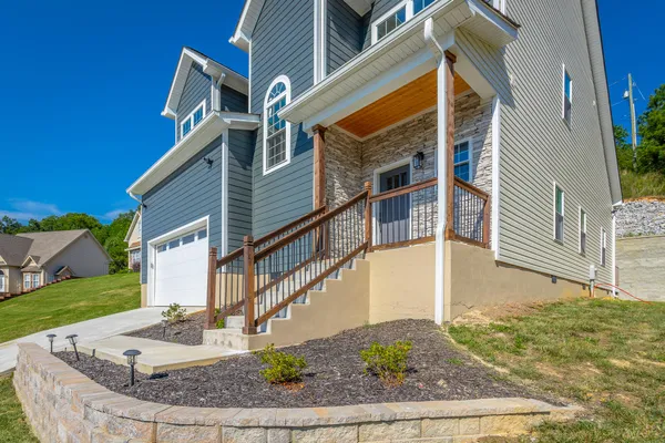 $479,900 | 7317 Majestic Hill Drive, Chattanooga, TN 37421