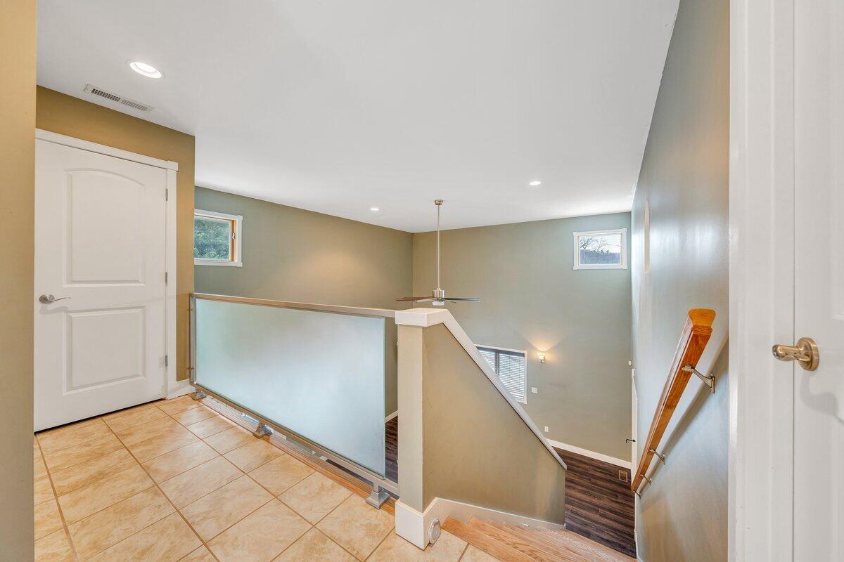 7571 Old Mill Road Roanoke, VA 24018 - Photo 19 of 44 MIB08133