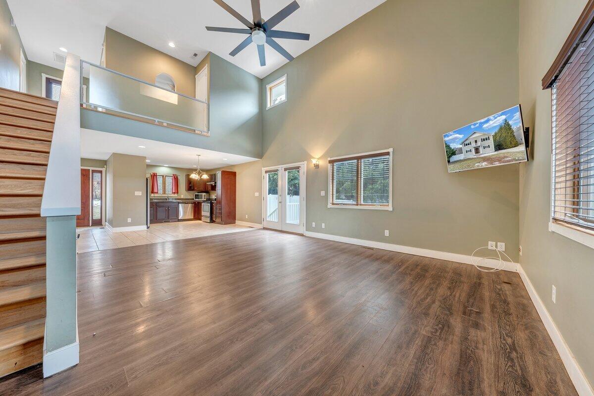 7571 Old Mill Road Roanoke, VA 24018 - Photo 5 of 44 MIB08127