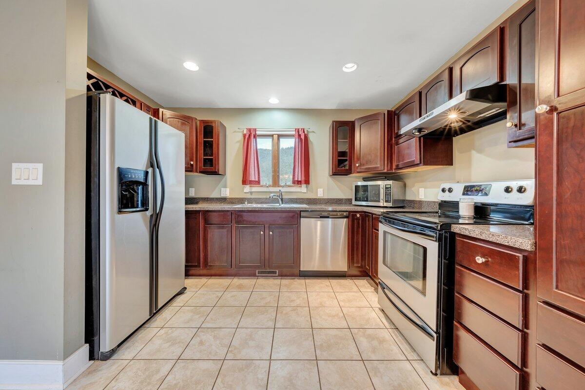 7571 Old Mill Road Roanoke, VA 24018 - Photo 8 of 44 MIB08100