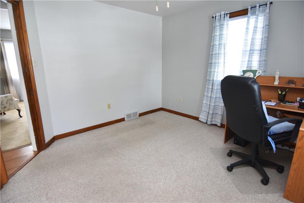 5601 Mifflin Road Pittsburgh, PA 15207 - Photo 24 of 50